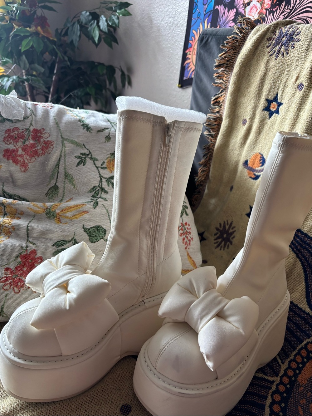 Dolls Kill White Make It Mine Bow Booties Size 5